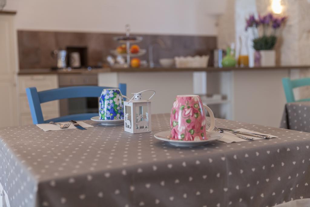 Marinella Suite Home Locorotondo Eksteriør bilde